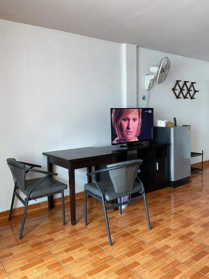 Zappa Guesthouse Pattaya Exteriör bild