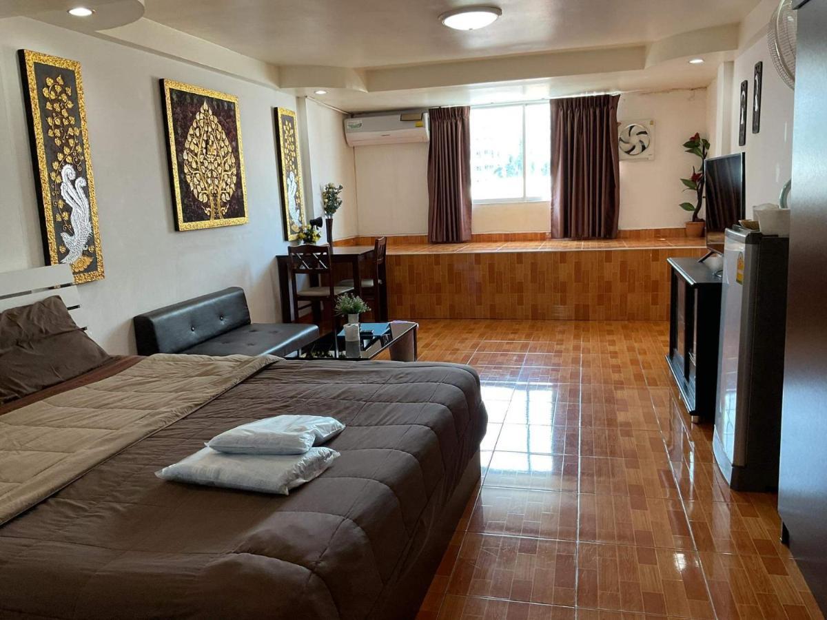 Zappa Guesthouse Pattaya Exteriör bild