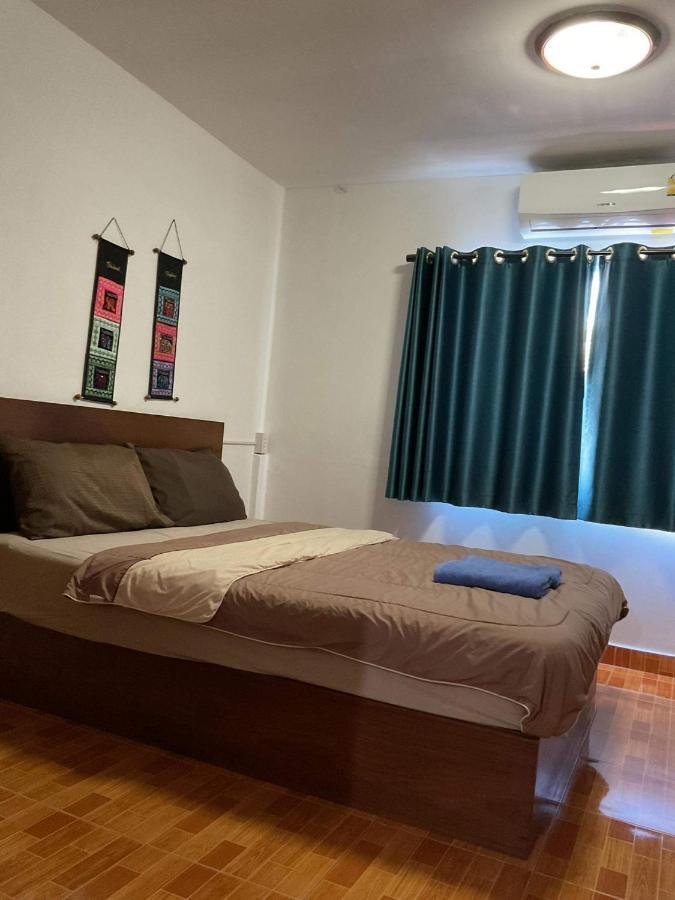 Zappa Guesthouse Pattaya Exteriör bild
