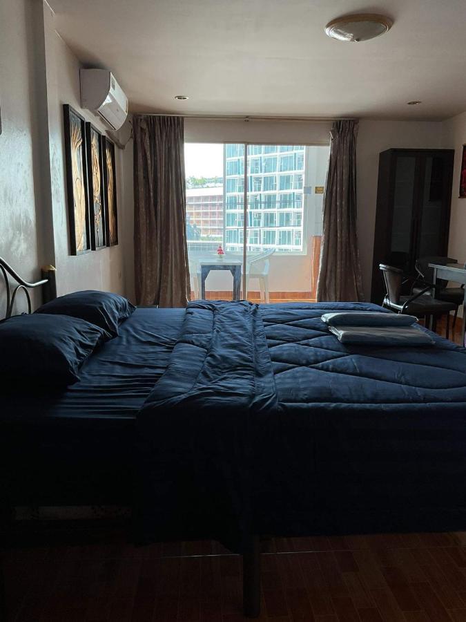 Zappa Guesthouse Pattaya Exteriör bild